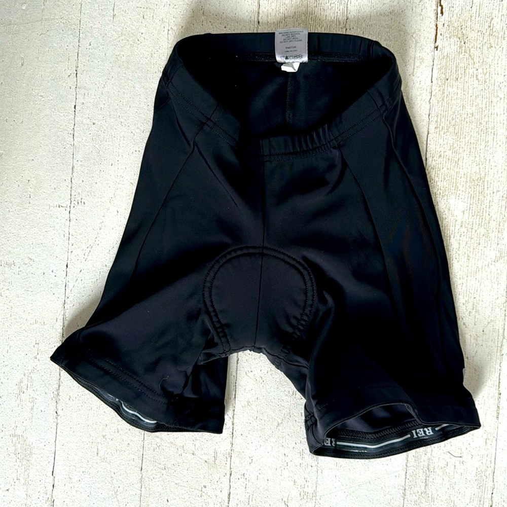 XS REI cycle short
